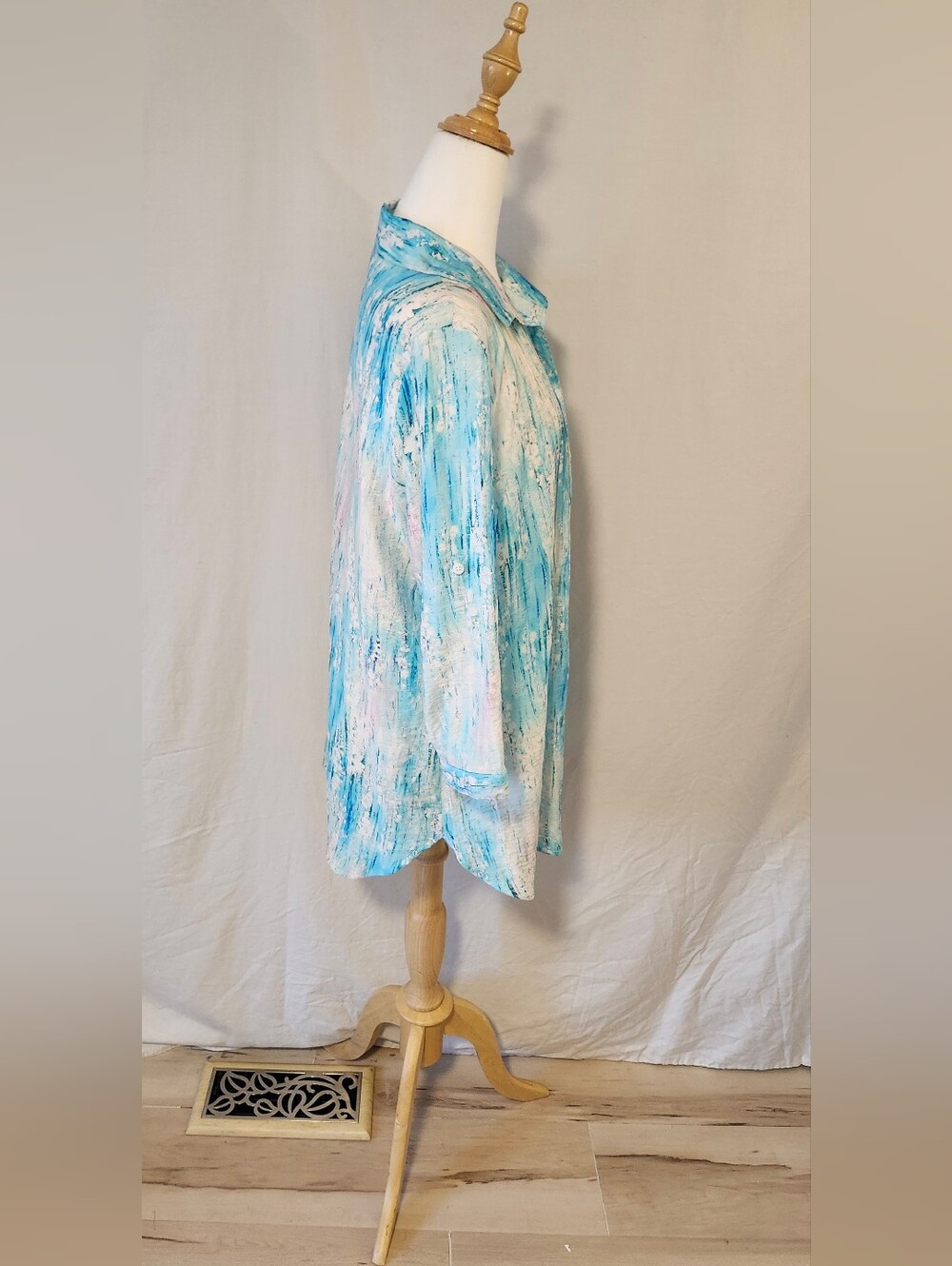 Alison Sheri Designed With Love  Brushstroke Blouse, Aqua, White & Pink Hues - Picture 4 of 9